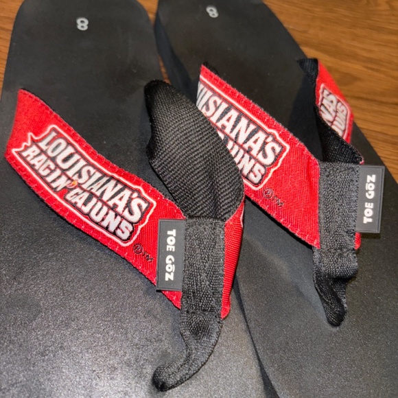 ULL Louisiana Ragin Cajuns Flip Flops - Picture 6 of 8
